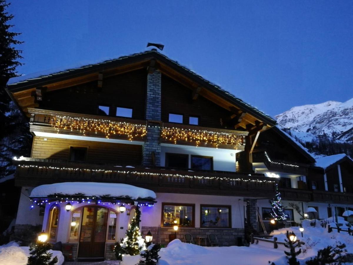 Hotel Bouton D'Or - Cogne Exterior photo